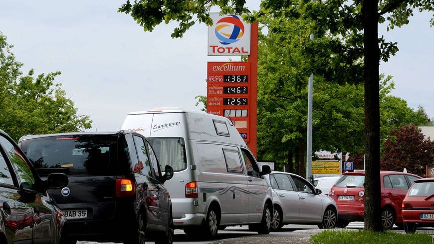 La pénurie d'essence commence à Rennes